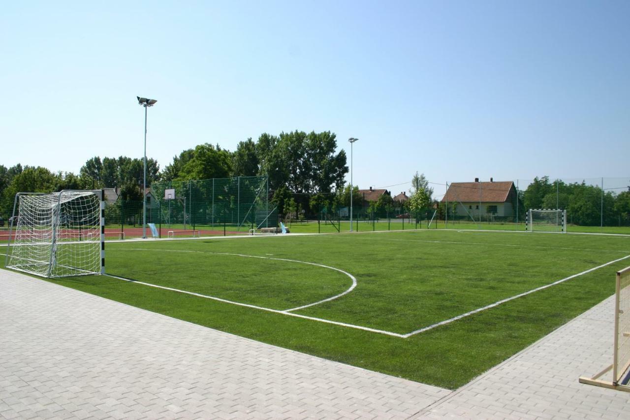 Apartament Platan Vendeghaz Csemo Zewnętrze zdjęcie